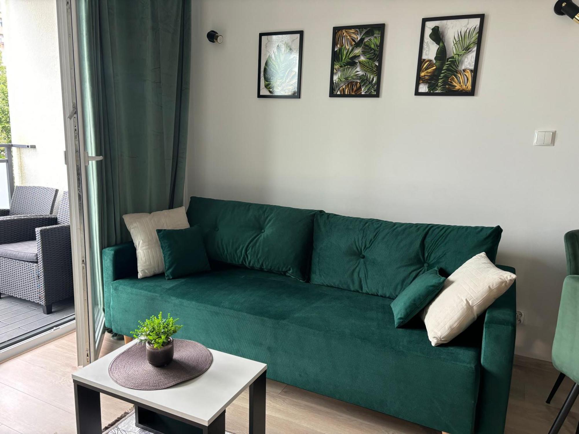Apartment Green With Private Bike Storage 슈비노우이스쳬 외부 사진