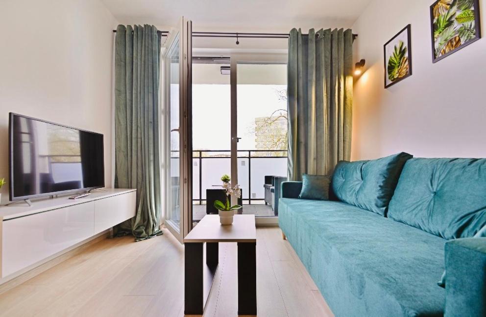 Apartment Green With Private Bike Storage 슈비노우이스쳬 외부 사진